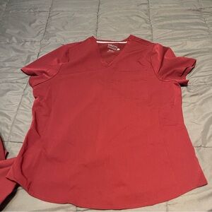 Fabletics Women's Burgundy Short Sleeve Top